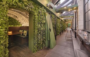 2 bars/lounges - Hyatt Regency London Blackfriars (London)