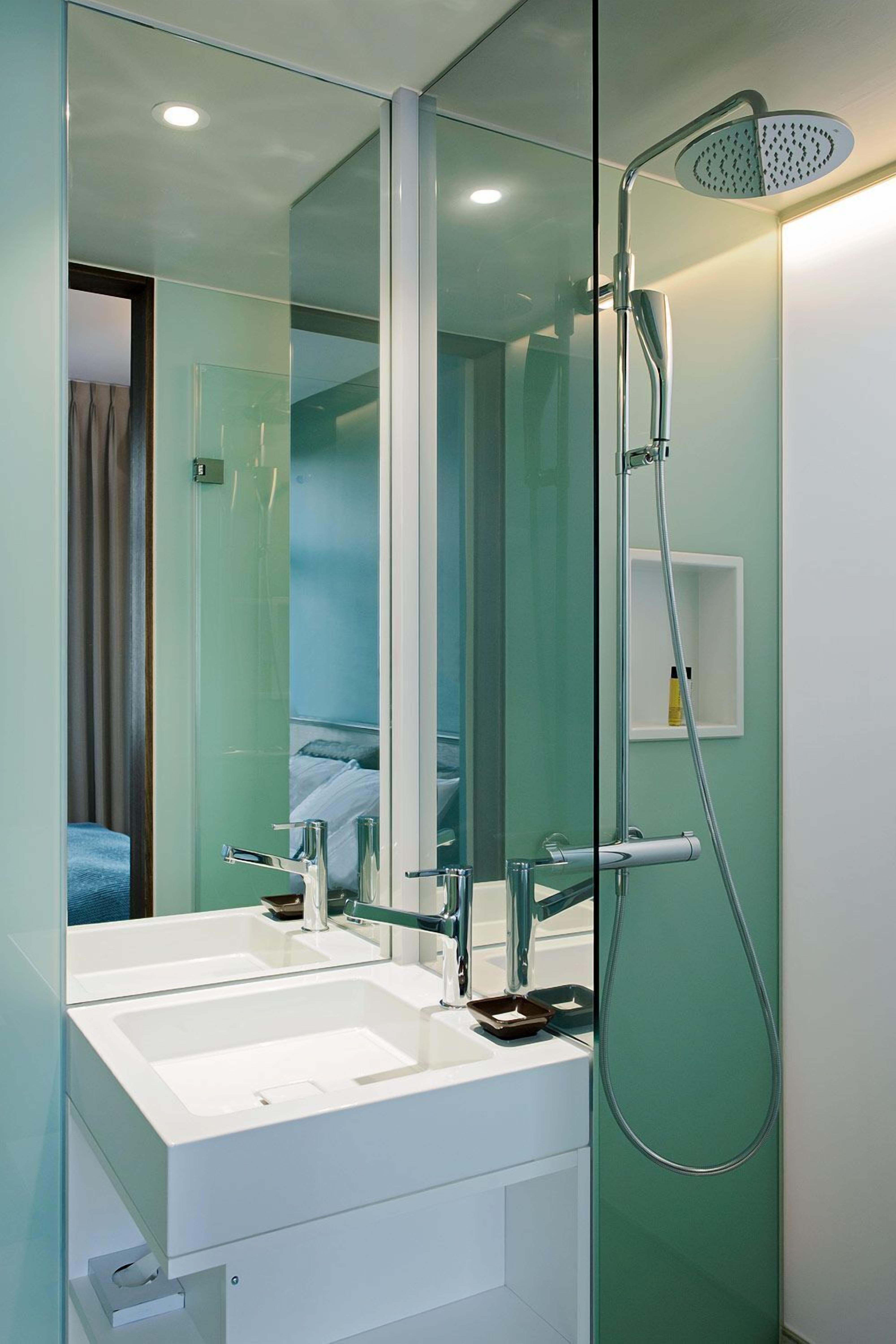 deluxe twin room | 1 bedroom, hypo-allergenic bedding, in-room safe, desk