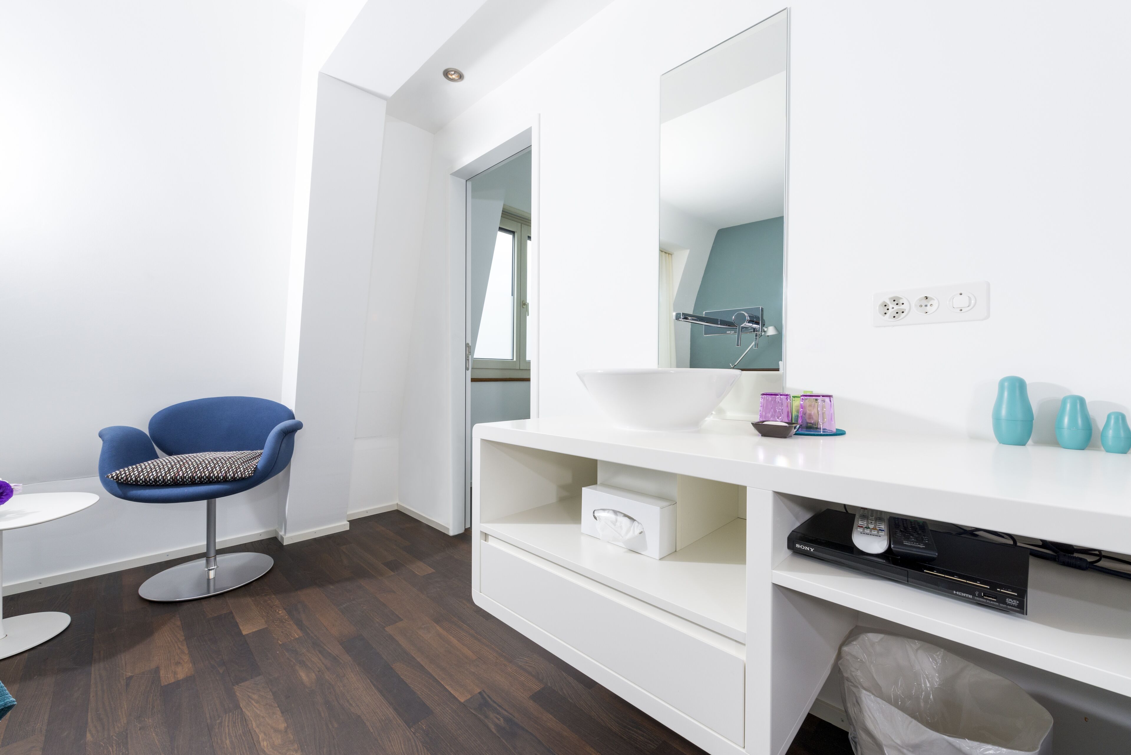 superior double room | room amenity