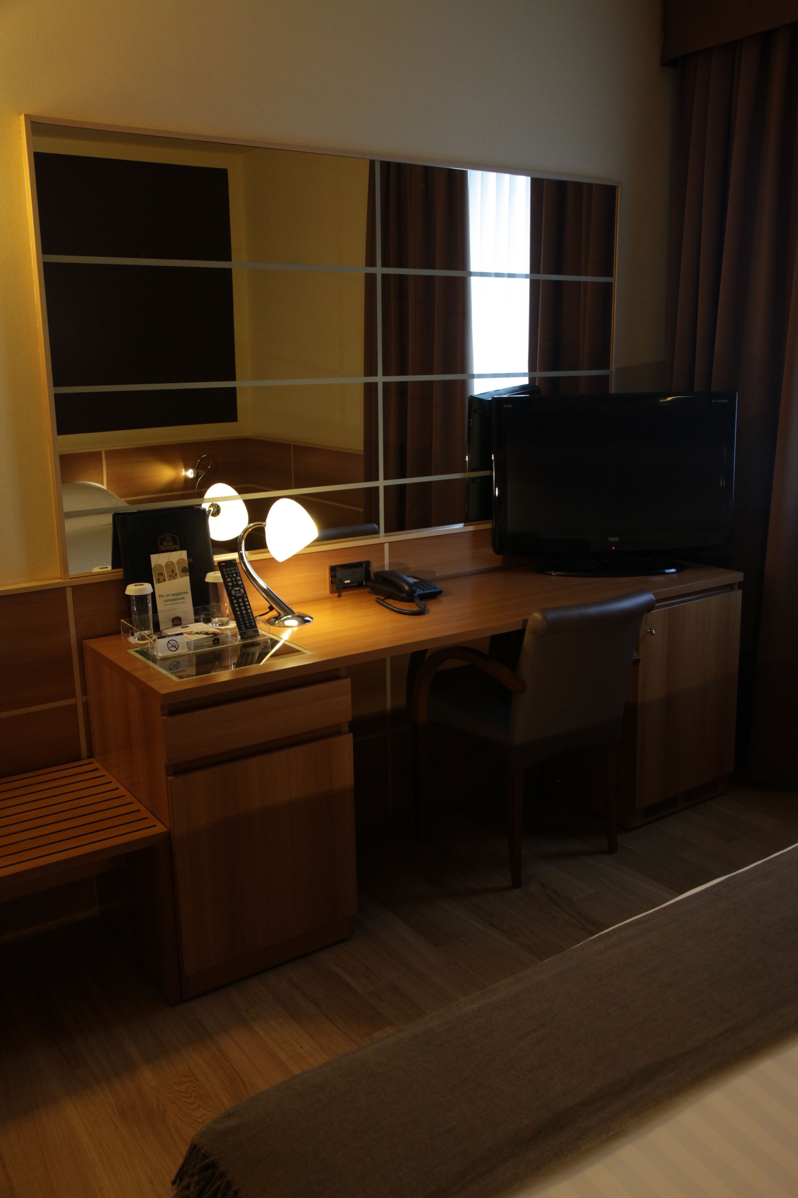 egyptian cotton sheets, premium bedding, down duvets, minibar