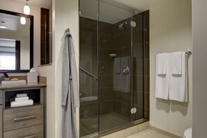 Suite, 1 Bedroom | Bathroom | Combined shower/tub, designer toiletries, hair dryer, towels - HYATT house Parsippany-East (Parsippany)
