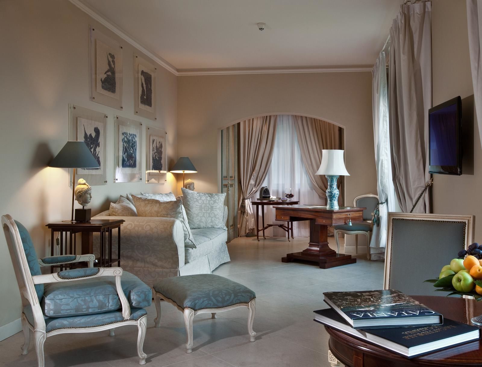 42-inch flat-screen tv with satellite channels, tv, pay films