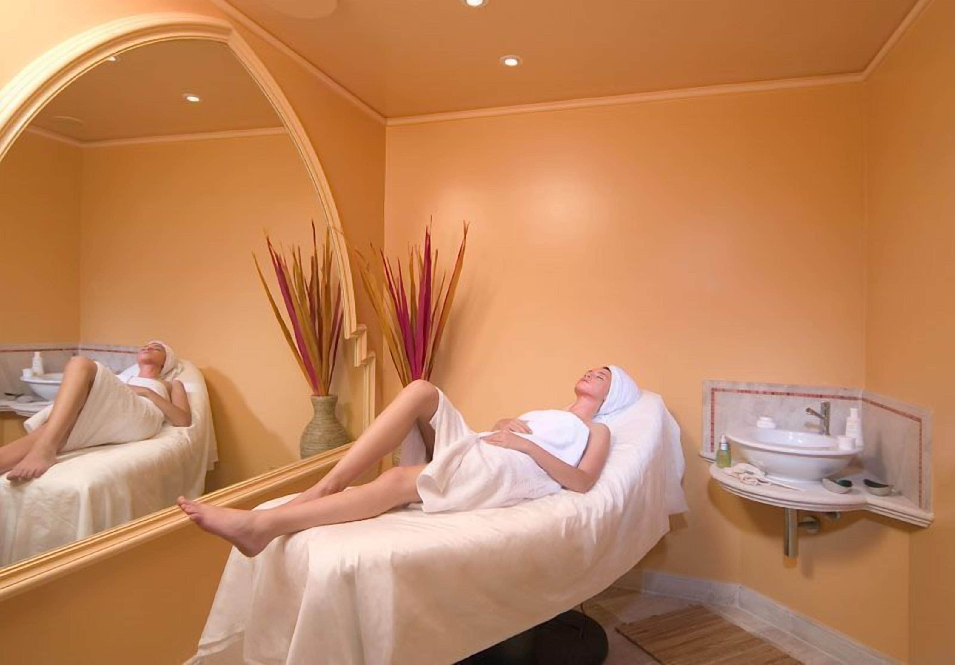 Behandelingskamers voor koppels, lichaamsbehandelingen, body scrubs