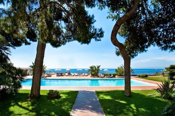 Seasonal outdoor pool, sun loungers