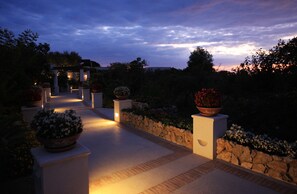 Property grounds - Hotel Al Mulino - Mediterranean Garden Retreat in AnaCapri (Anacapri)