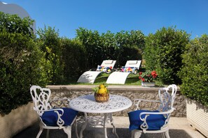 1 Schlafzimmer, Allergikerbettwaren, Minibar, Zimmersafe