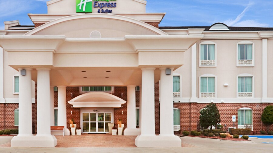 Holiday Inn Express & Suites Waxahachie by IHG