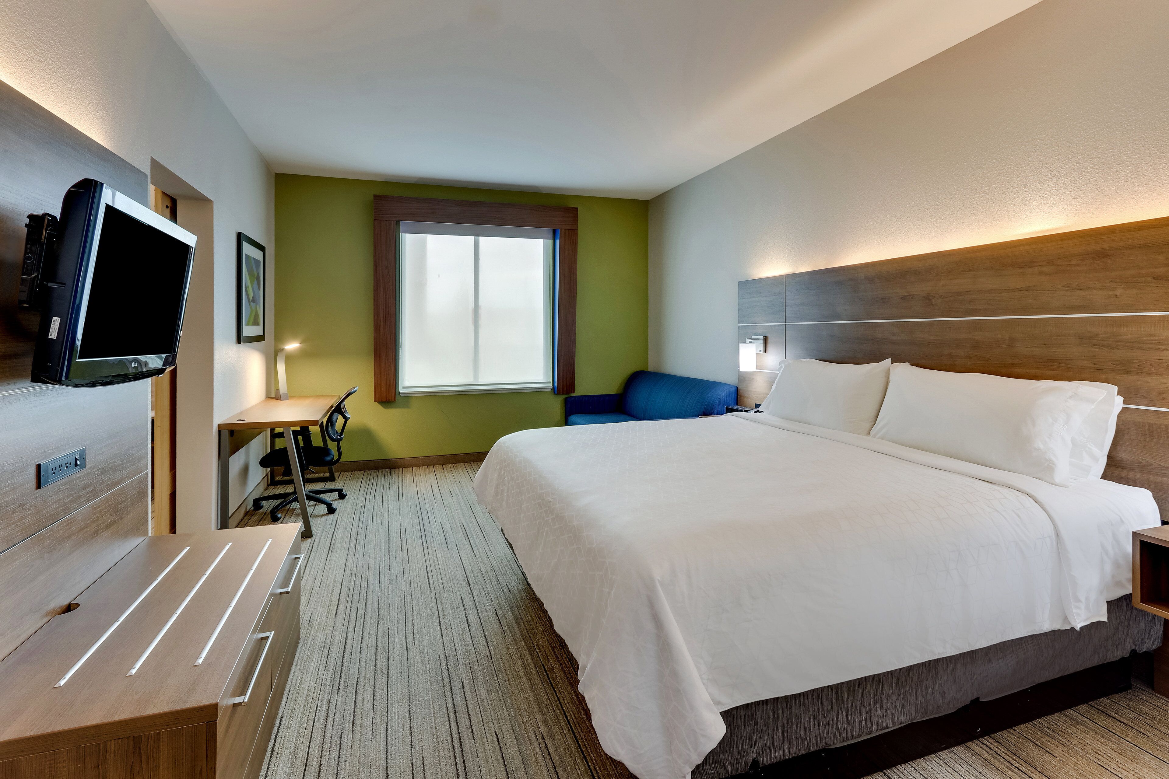 standard room, multiple beds | 1 bedroom, in-room safe, desk, iron/ironing board