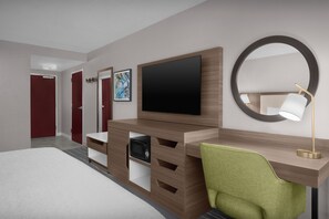 Desk, iron/ironing board, free cots/infant beds, free WiFi - Hampton Inn Ithaca (Ithaca)