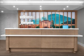 Lobby - Hampton Inn Ithaca (Ithaca)