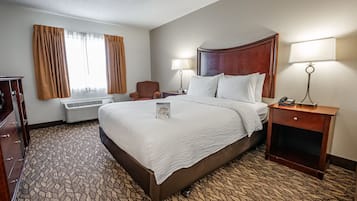 Standard Room, 1 Queen Bed, Accessible (Queen Accessible Non-Smoking) | Desk, iron/ironing board, free WiFi, bed sheets