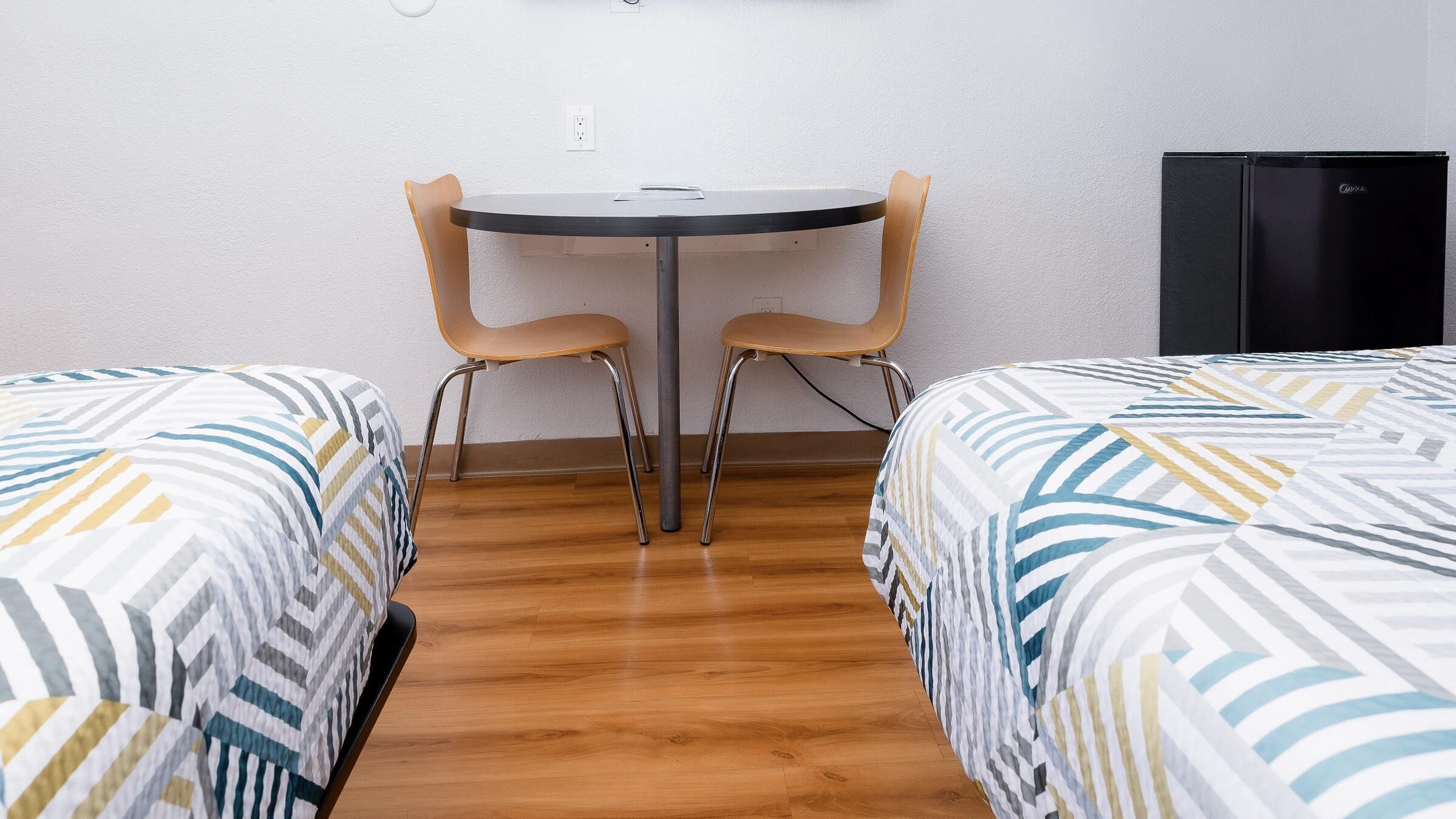 WiFi (free), bed sheets