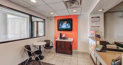 Motel 6 Niantic, CT - New London