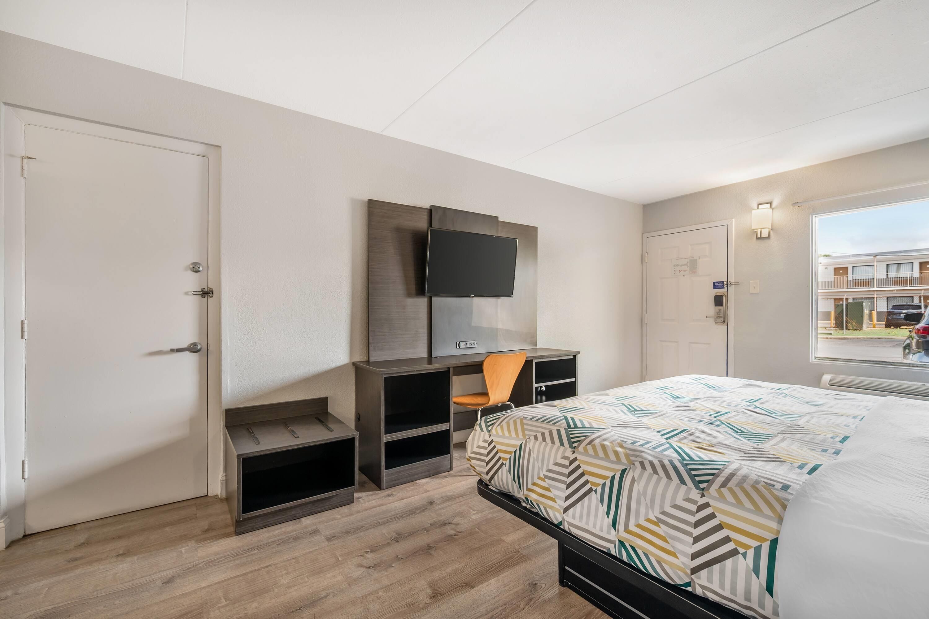 Foto - Travelodge by Wyndham Norfolk Airport