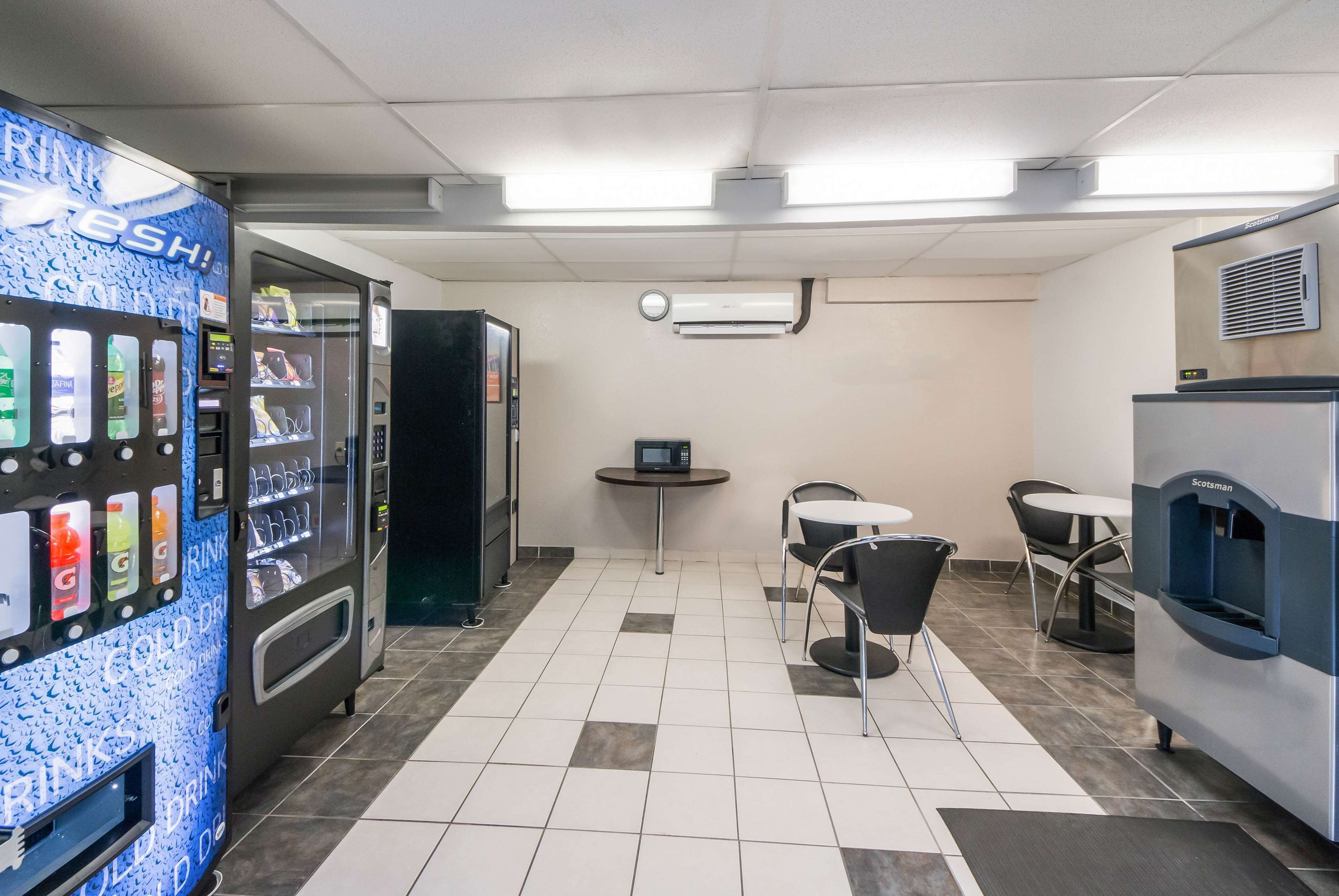 Foto - Motel 6-Laredo, TX - North I-35