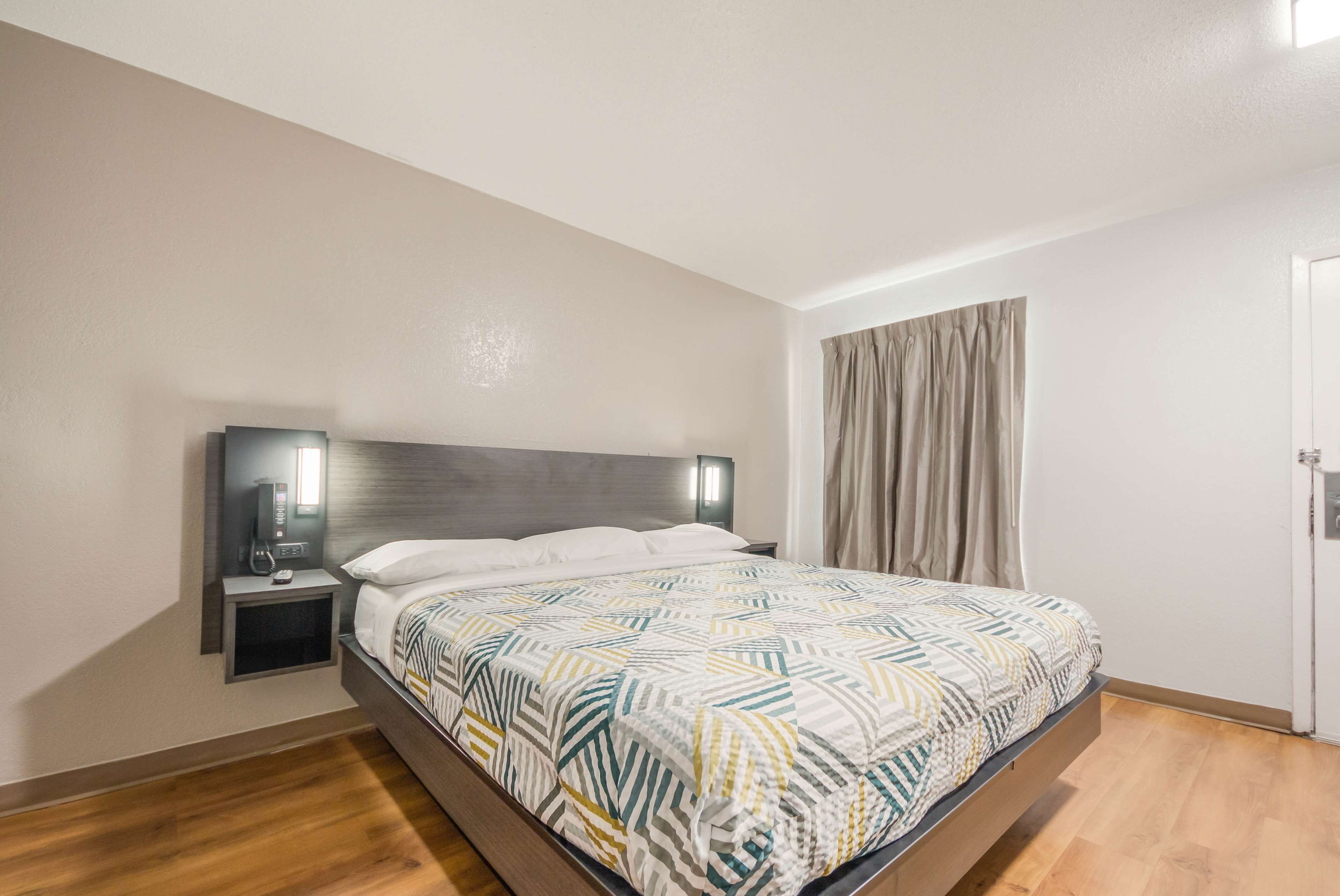 Foto - Motel 6-Laredo, TX - North I-35