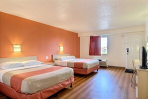 Deluxe-Zimmer, 2 Doppelbetten, Nichtraucher, Kühlschrank und Mikrowelle | Kostenloses WLAN, Bettwäsche