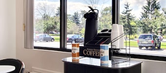 Motel 6 Middleburg Heights, OH - Cleveland