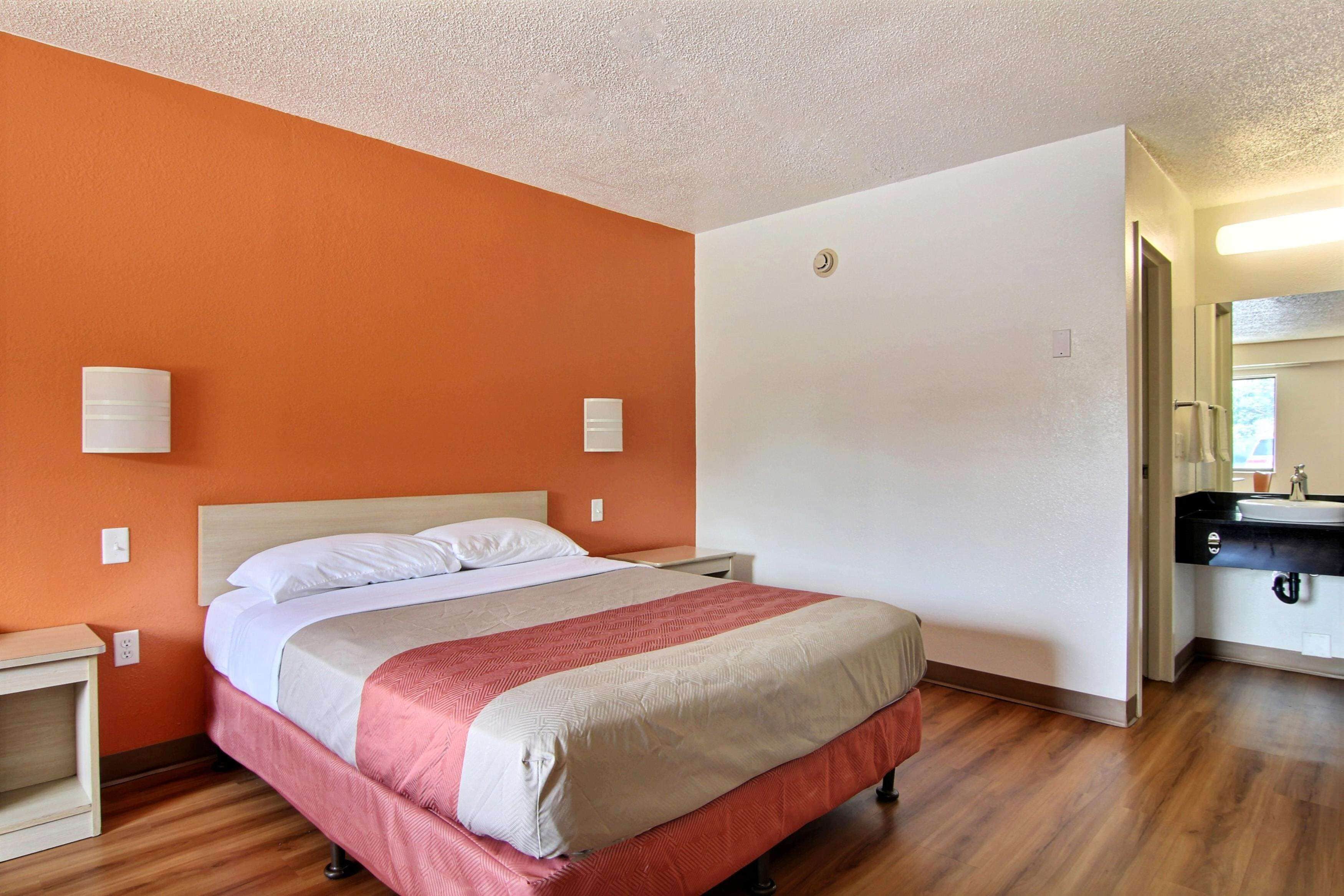 Wi-fi (inkludert) og sengetøy