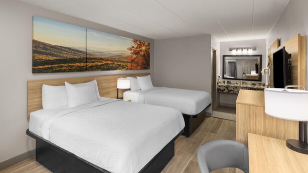 Room, 2 Double Beds, Non Smoking | Premium bedding, desk, WiFi (free), bed sheets - Days Inn by Wyndham Charleston WV (Charleston)