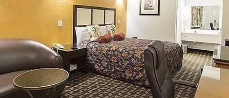 Wi-fi (inkludert), sengetøy og vekkerklokke