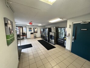 Vending machine - Motel 6 Council Bluffs, IA - Omaha East (Council Bluffs)