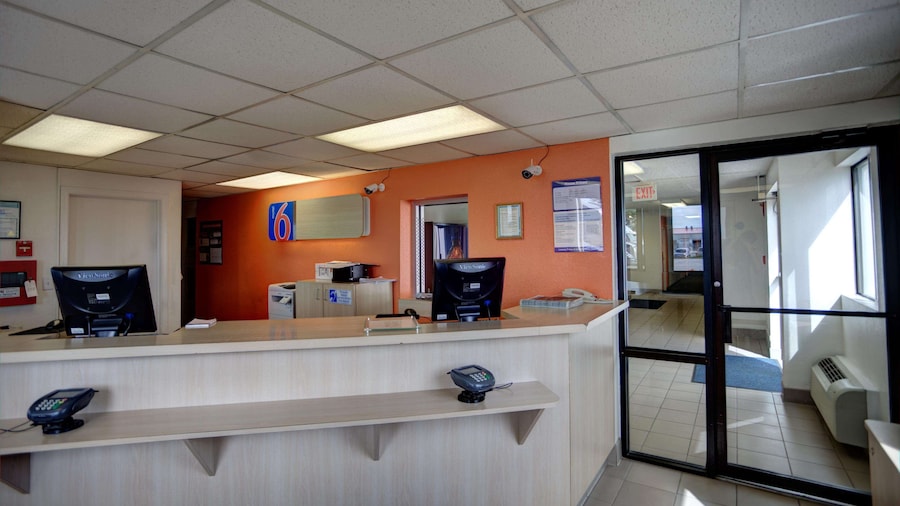 Motel 6 Council Bluffs, IA - Omaha East
