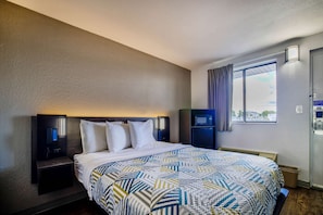 Free WiFi, bed sheets - Motel 6 Jackson, MS (Jackson)