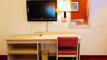 ํ๋ก์ฐํ ์นจ๋, ๋ค๋ฆฌ๋ฏธ/๋ค๋ฆฌ๋ฏธํ, ๋ฌด๋ฃ WiFi, ์นจ๋ ์ํธ