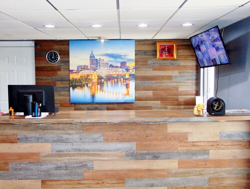 Somatel Nashville Airport Hotel