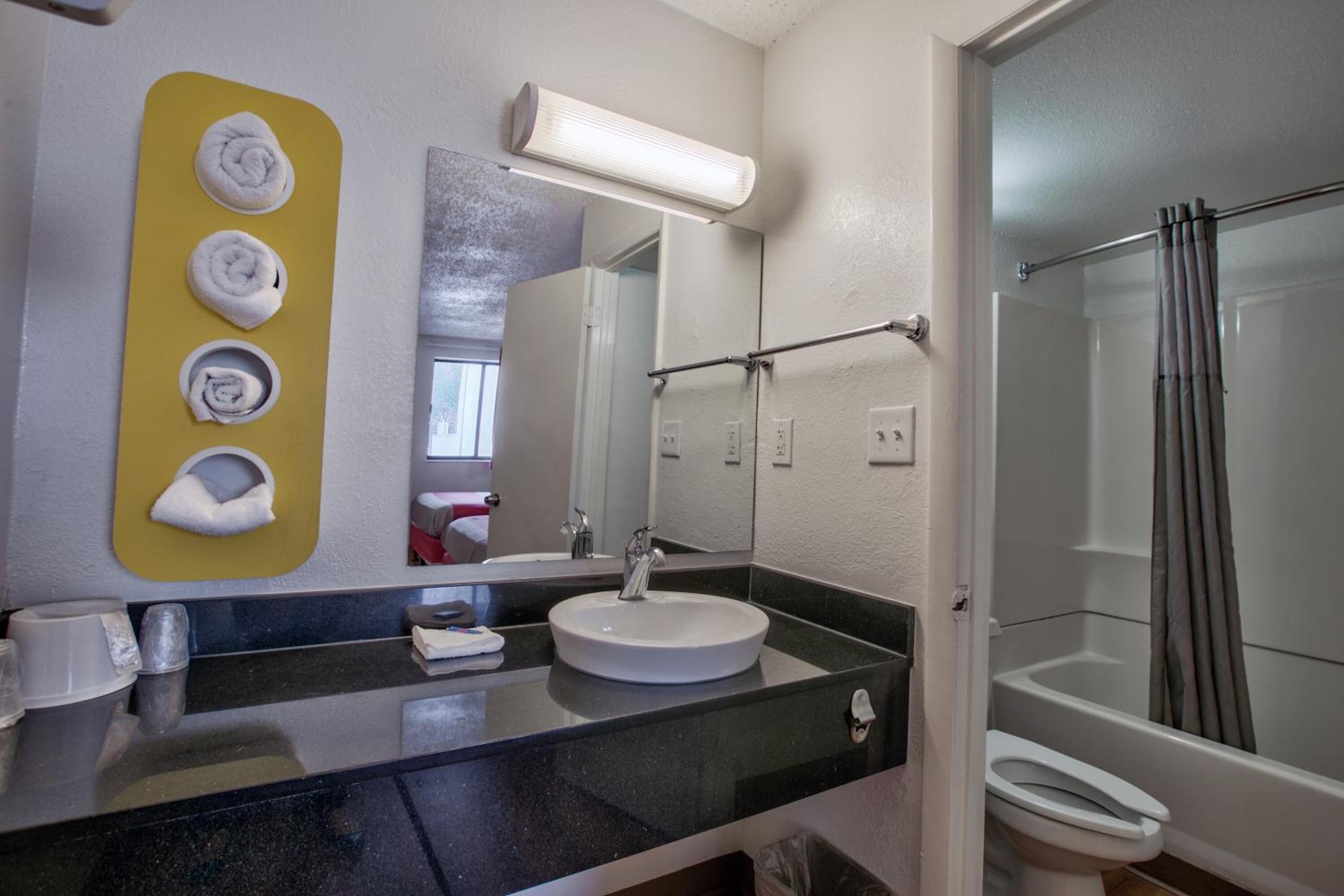 Loyalty Inn Tallahassee