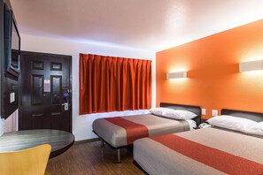 特色装修、特色家居、办公桌、遮光窗帘