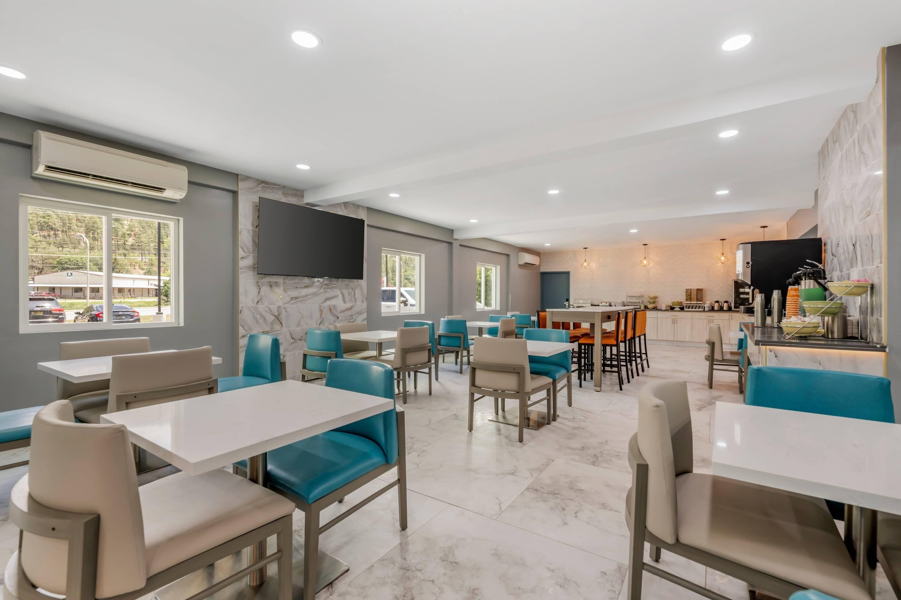 Free daily full breakfast