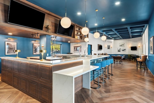 The Ellsworth Hotel, an Ascend Collection Hotel