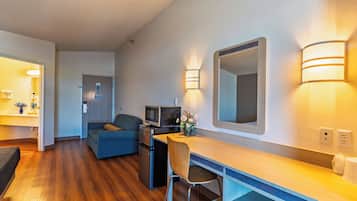 Studio Suite, Multiple Beds, Non Smoking (2 Queen Bed)