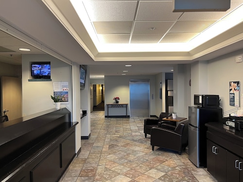 Super 8 by Wyndham Sidney NE