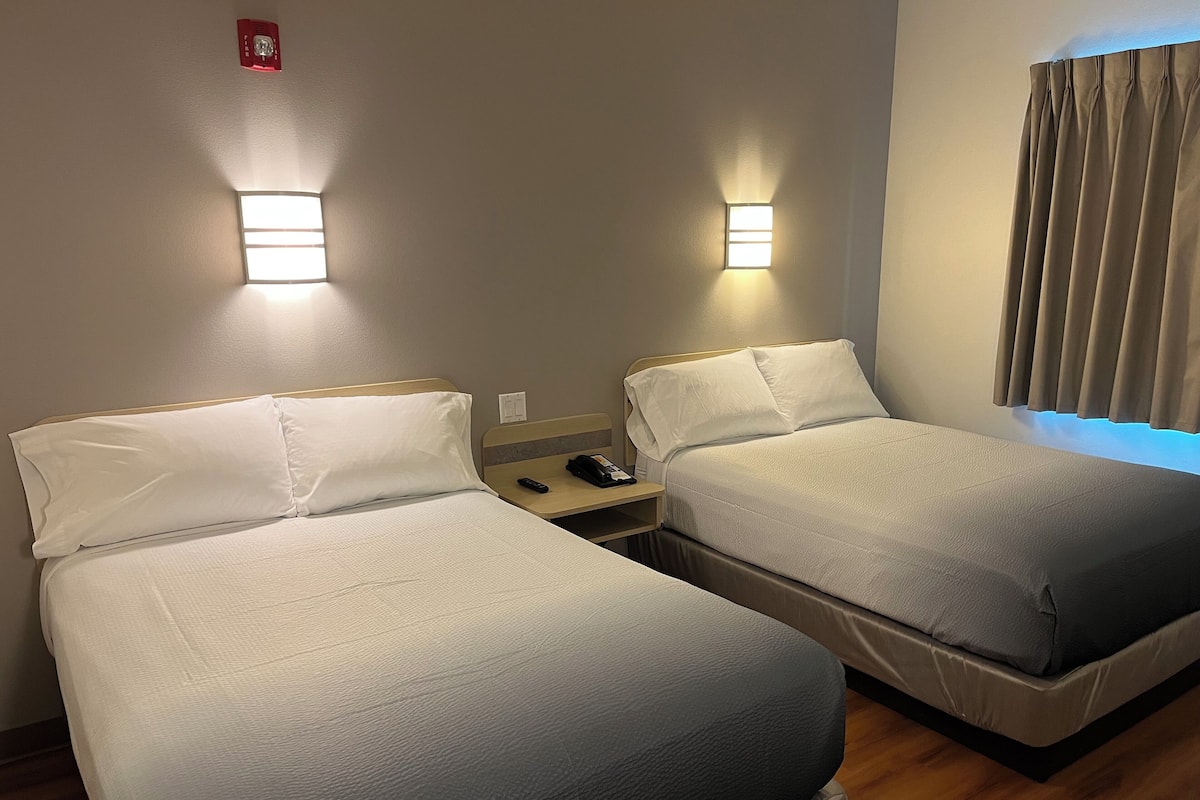 Bureau, accĂšs au Wi-Fi (inclus), literie fournie