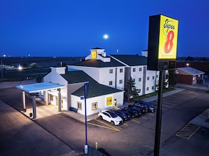 Exterior - Super 8 by Wyndham Sidney NE (Sidney)
