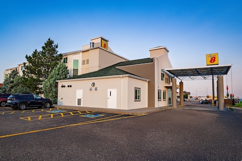 Super 8 by Wyndham Sidney NE