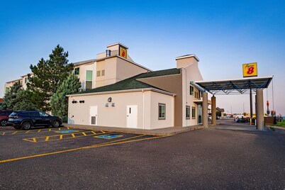 Super 8 by Wyndham Sidney NE
