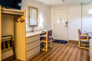 Room amenity - Motel 6 Albany, OR (Albany)