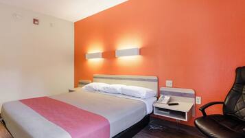 Desk, free WiFi, bed sheets