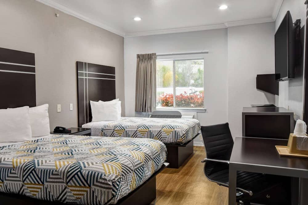 Motel 6 Humble, TX - Houston International Airport