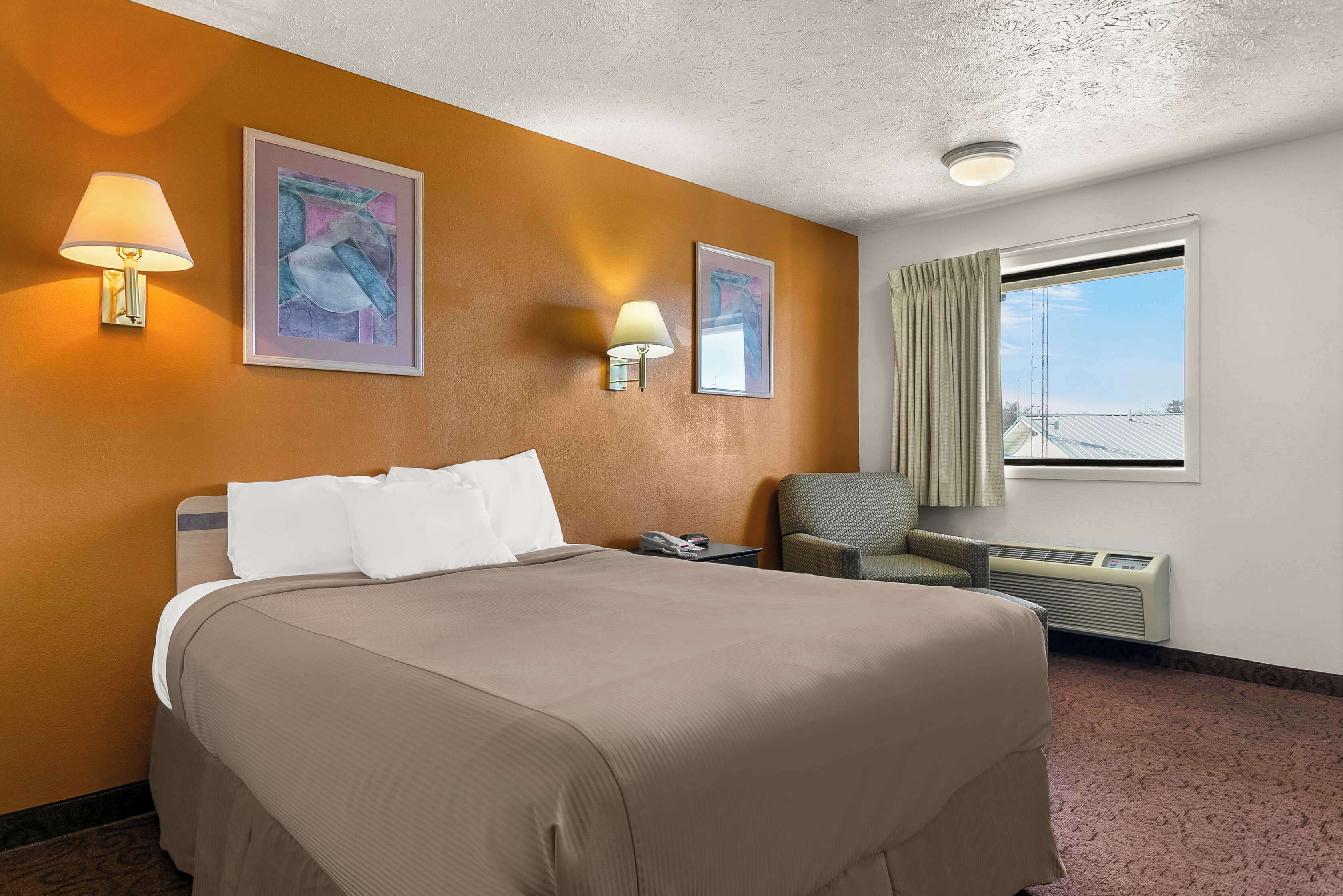 Wi-Fi gratuit, draps fournis, accès pour personnes à mobilité réduite