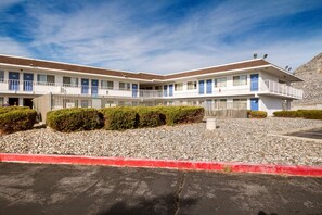 Exterior - Motel 6 Wendover, UT (Wendover)