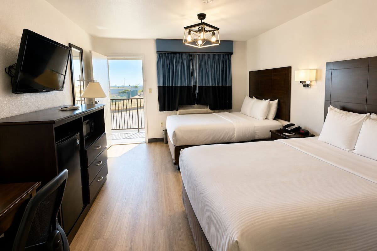 Blackout curtains, iron/ironing board, free cots/infant beds, free WiFi