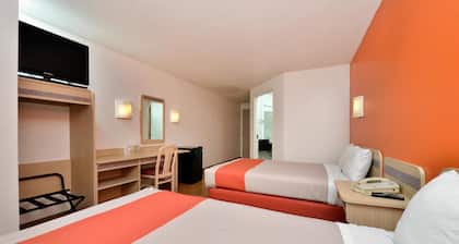 Motel 6 McKinney, TX - North