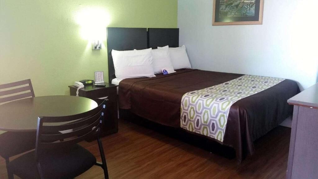 Desk, blackout curtains, iron/ironing board, free WiFi