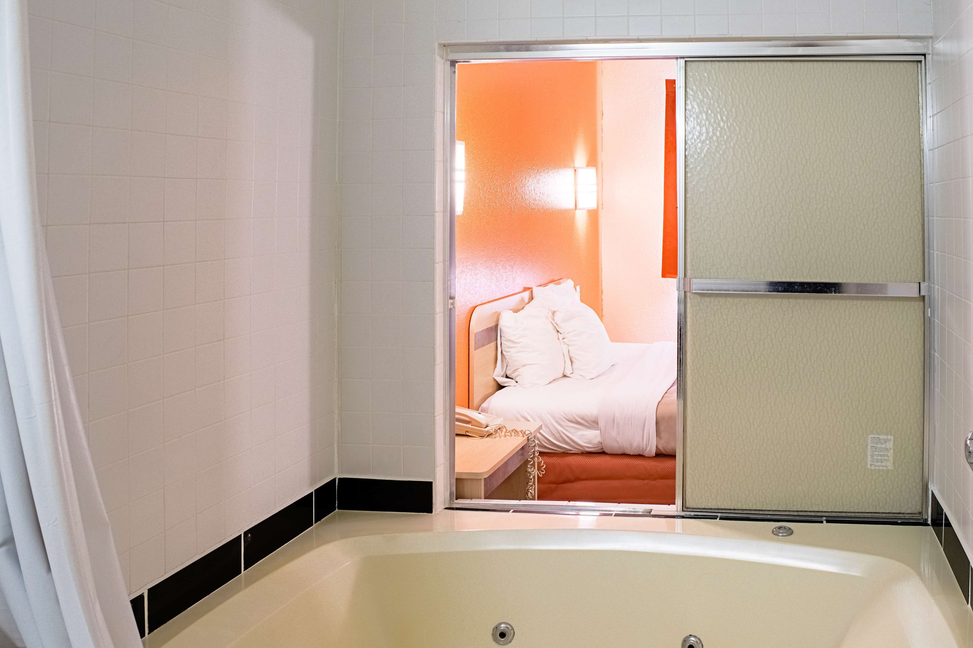 淋浴/浴缸二合一、毛巾