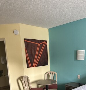 Room, 1 King Bed, Non Smoking | Iron/ironing board, free WiFi, bed sheets
